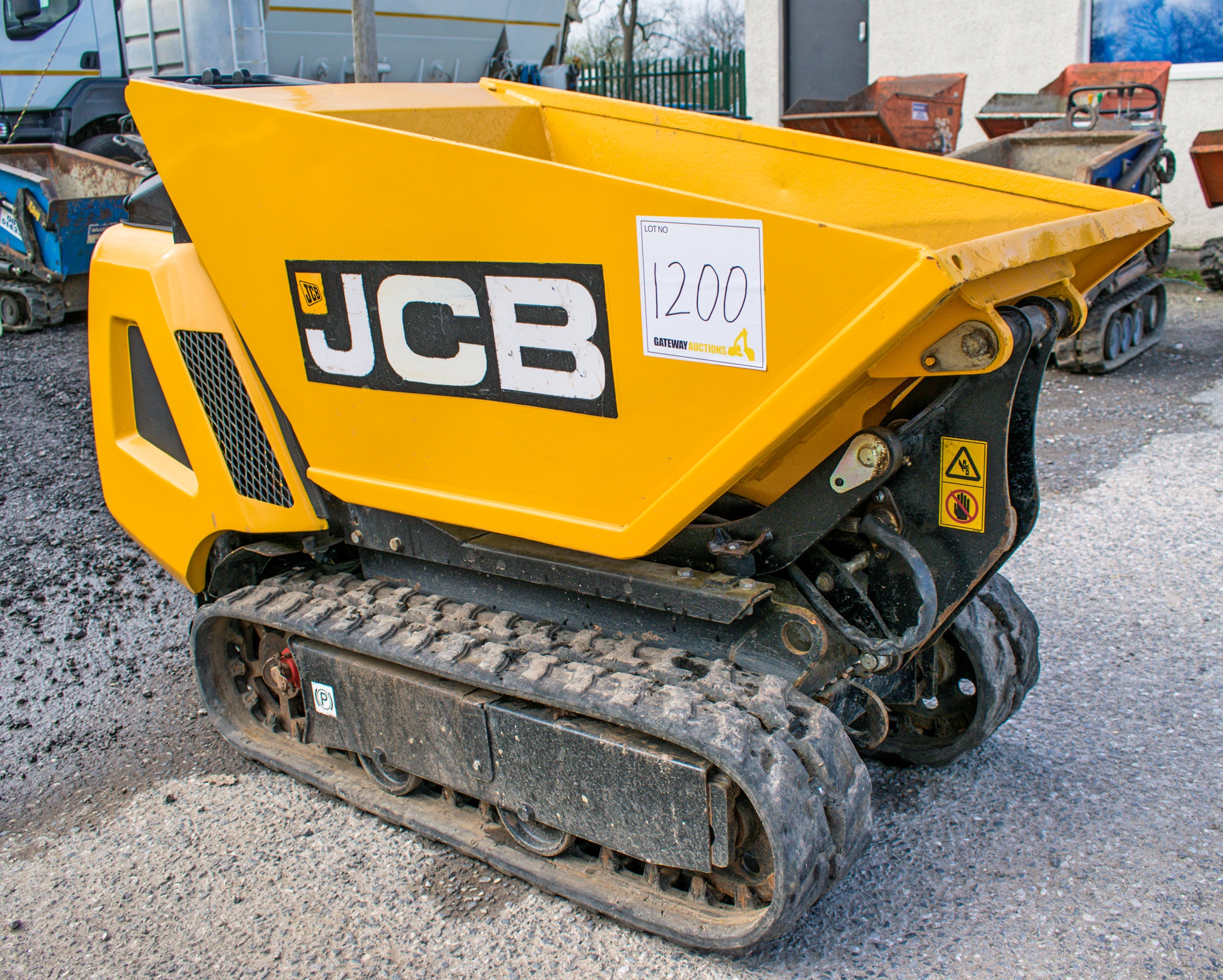 JCB HTD5 Dumpster 500 kg diesel driven tracked walk behind hi tip dumper Year 2015 S/N 1593323