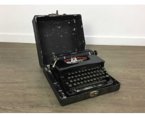 VINTAGE CORONA TYPEWRITER, in travel case