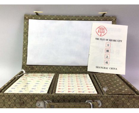 VINTAGE MAHJONG SET, in case