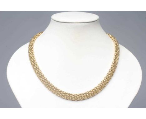 A QUADRI MESH CHOKER, stamped 750 Vincenzi *QUADRI, with slide clasp and safety hook, 53.1g (Illustrated) (Est. plus 24% prem