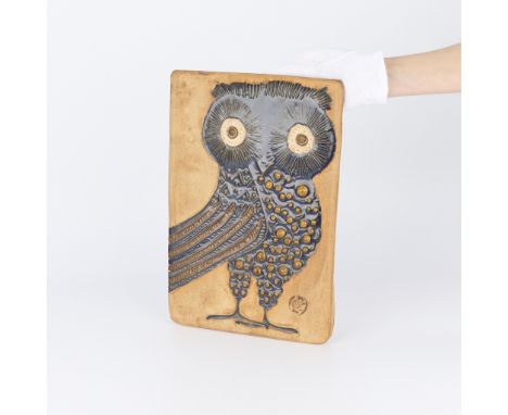 Hal Fromhold&nbsp;&nbsp;&nbsp;&nbsp;(Russian-American, 1918-1975). Ceramic wall plaque depicting an owl, ca. 1960s. Produced 