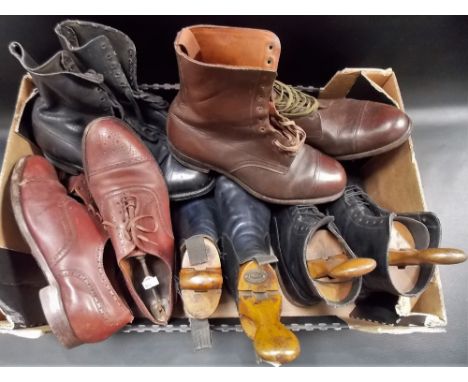 Four pairs of gentleman's vintage leather boots together with two pairs of vintage leather brogues.