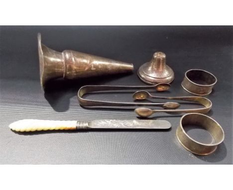 George III silver pair of sugar tongs; together with a silver trumpet stem vase (af), two napkin rings, pair of sugar tongs a