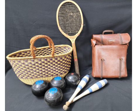SELECTION OF VINTAGE SPORTING ITEMScomprising two sets of Henselite Super-Grip bowls, one set in box and leather carry case; 