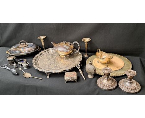 SELECTION OF PLATED WAREincluding pair of Walker and Hall posy vases, various plated trays, tea pot, candlesticks, plated ser