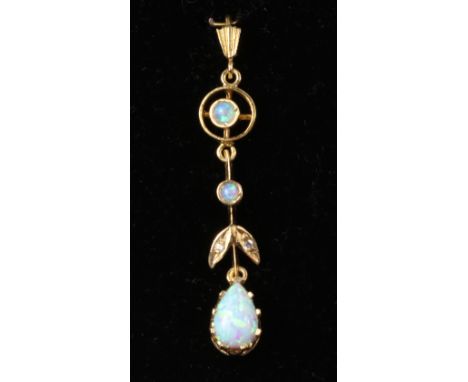 Gold-plated opal pendant    Condition Report   Click here for further images, condition, auction times & delivery costs