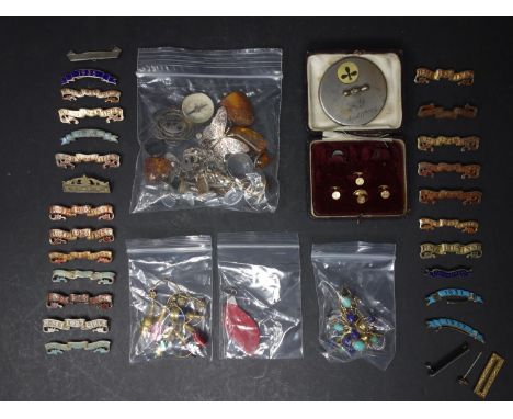 A collection of  assorted jewellery, to include brooches, earrings, pendants, rings etc., together with a collection of silve