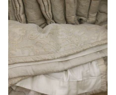A pair of cream and gold foliate fabric curtains, Drop 9ft W. 3ft 6in.