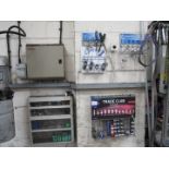 Quantity bulbs and clips to 3 racks