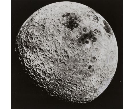 ** Apollo 16.-  The near full Moon photographed by the Fairchild Metric Camera, in the SIM bay of the Service Module, as the 
