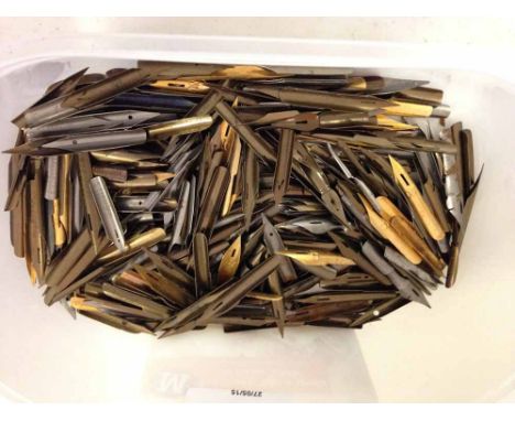 Approx 500 vintage fountain pen nibs to include Great Western Railway & Joseph Gillott.