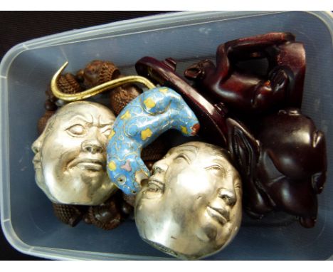 Box of Oriental netsuke and decorative items