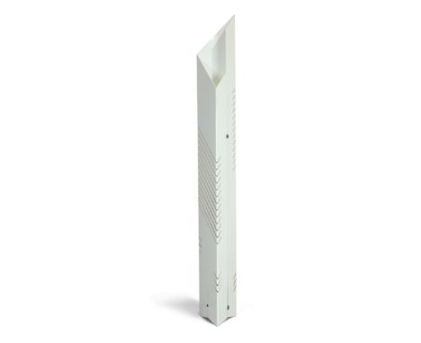 Lorenzo Carmellini and Federico Rezzonico for Tronconi&nbsp;'Personaggi' floor lamp, circa 1972&nbsp;White plastic&nbsp;190cm