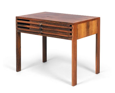 Illum Wikkelsø (1919-1999) for CFC Silkeborg   Side table with three folding tables, circa 1960  Rosewood  50cm high, 60cm wi