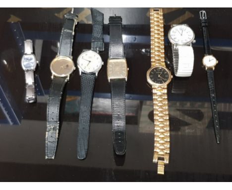 LADIES AND GENTS WRISTWATCHS TO INCLUDE TIMEX ACCURIST CASTLE AND OTHERS. 7
