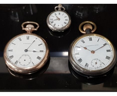 A YELLOW METAL AMERICAN STANDARD POCKET WATCH 76.3 G GROSS A GREY METAL POCKET WATCH TOGETHER WITH A SILVER PLATED FOB WATCH 