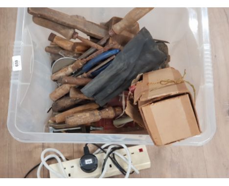 BOX OF VINTAGE HAND TOOLS MAINLY CHISELS ETC