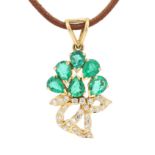 Anhänger in 750er Gold mit Smaragden und Brillanten