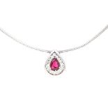 Collier in 750er Gold mit einem Rubin und Brillanten