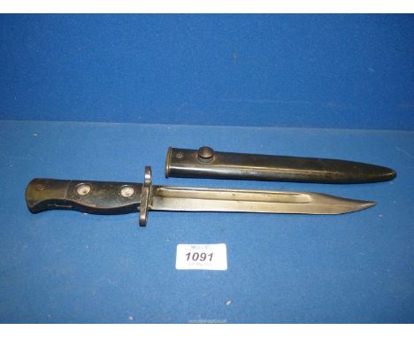 A British Bayonet LIA3, no. 9600257 and scabbard