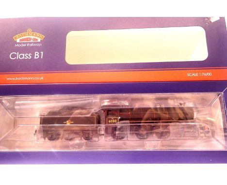 Bachmann 31-716 Class B1 61180 BR Black, Late Crest, weathered. P&amp;P Group 1 (£14+VAT for the first lot and £1+VAT for sub
