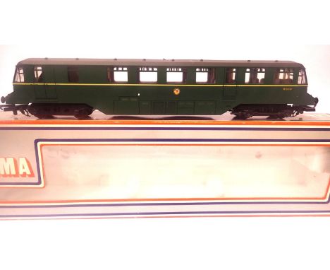 Lima Railcar, BR Green W30W. P&amp;P Group 1 (£14+VAT for the first lot and £1+VAT for subsequent lots) 