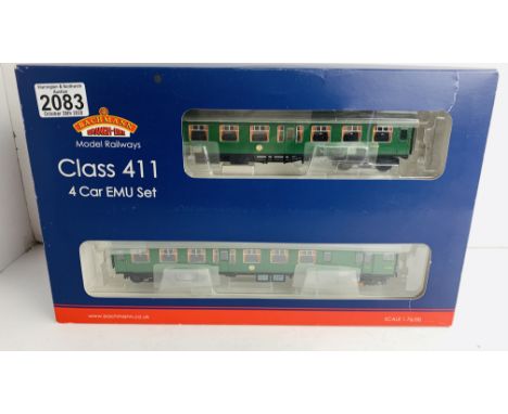 Bachmann OO 31-426 4CEP EMU - Boxed. P&amp;P Group 2 (£18+VAT for the first lot and £3+VAT for subsequent lots) 