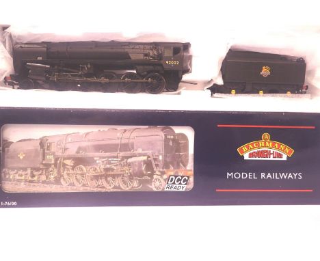 Bachmann 32-856 9F 92002 BR Black, Early Crest. P&amp;P Group 1 (£14+VAT for the first lot and £1+VAT for subsequent lots) 