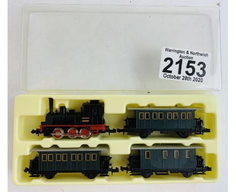 Trix N Gauge 'Gift Set' - Boxed. P&amp;P Group 1 (£14+VAT for the first lot and £1+VAT for subsequent lots) 