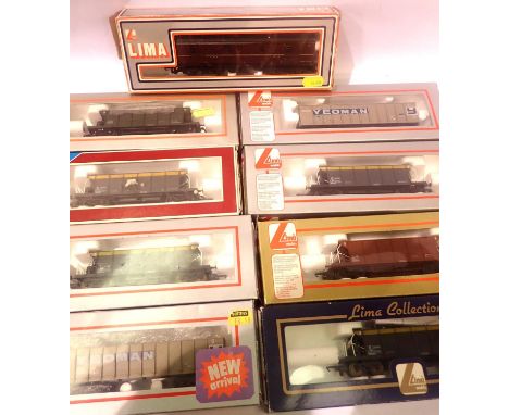 Lima bogie wagons including Hoppers x8 and LMS baggage car. P&amp;P Group 2 (£18+VAT for the first lot and £3+VAT for subsequ