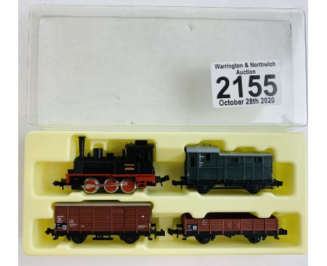 Trix N Gauge 'Gift Set' - Boxed. P&amp;P Group 1 (£14+VAT for the first lot and £1+VAT for subsequent lots) 