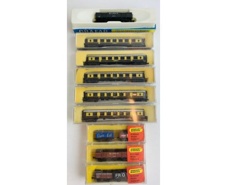 Good Selection of N Gauge Rolling Stock - All Boxed. P&amp;P Group 3 (£25+VAT for the first lot and £5+VAT for subsequent lot