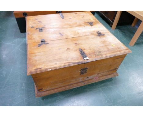 Square pine trunk with cast fittings 