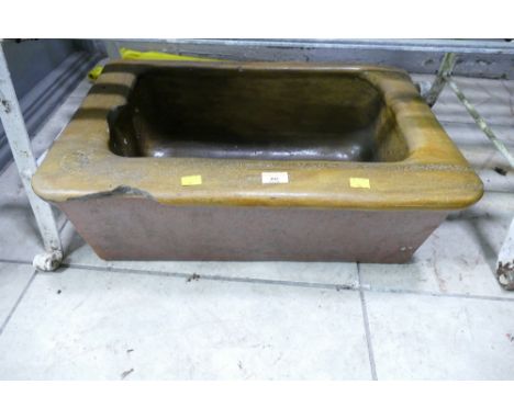 Rectangular glazed garden planter, Hurlford, Kilmarnock (AF)