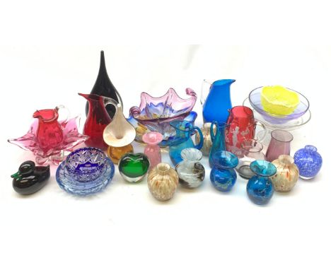 Collection of vintage and modern glass including Mdina, cranberry glass, Murano style glass etc  - Condition Report 