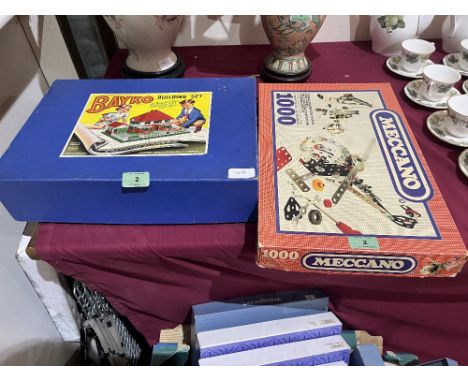 A vintage Bayko building set and a set of Meccano