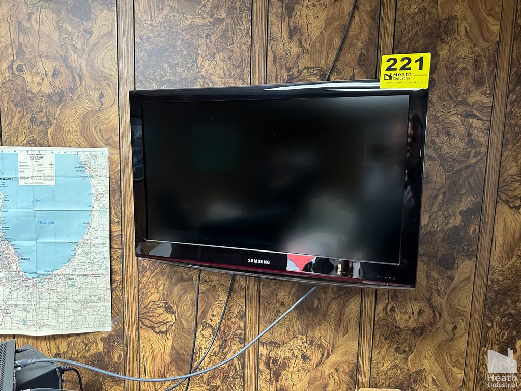 Lot 221