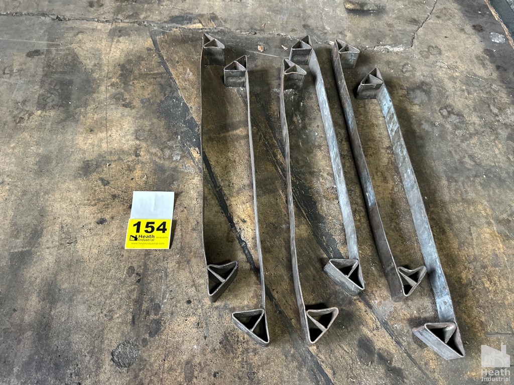 Lot 154