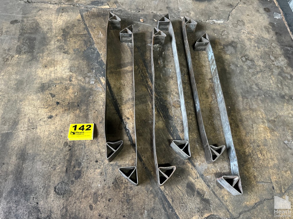 Lot 142