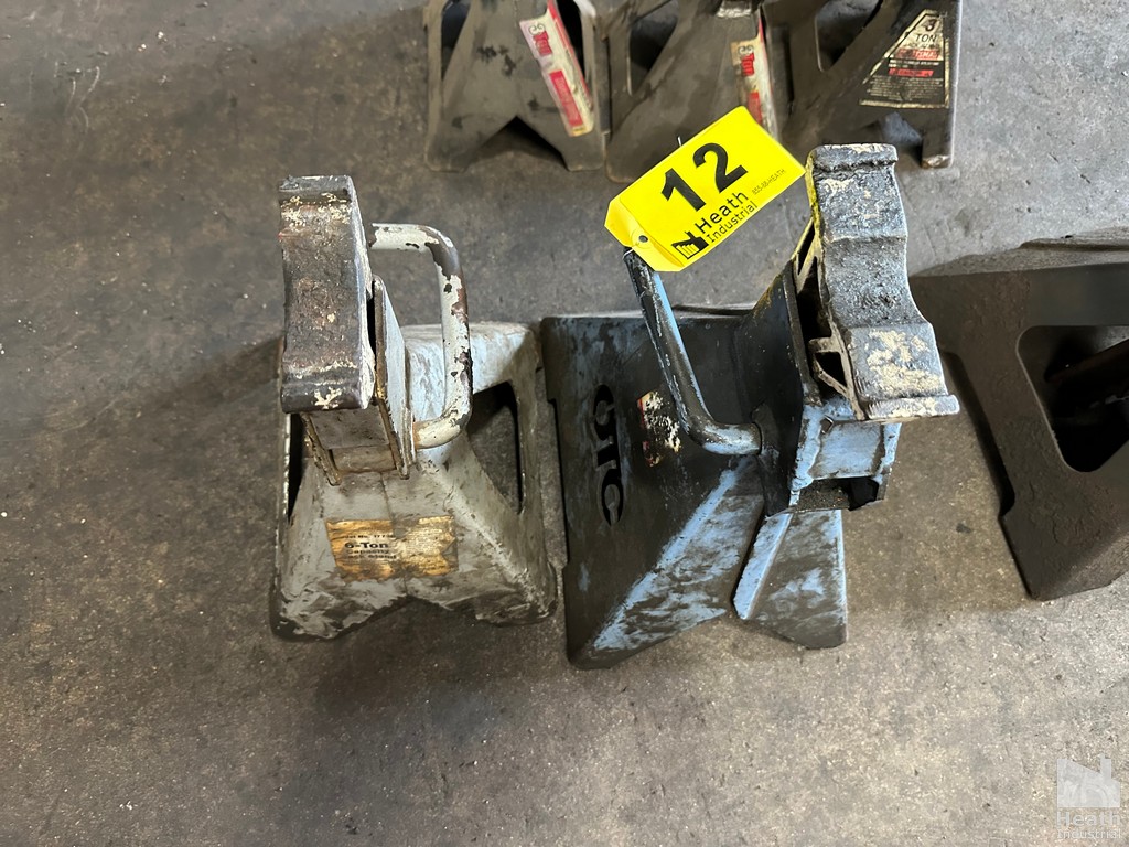 Lot 12