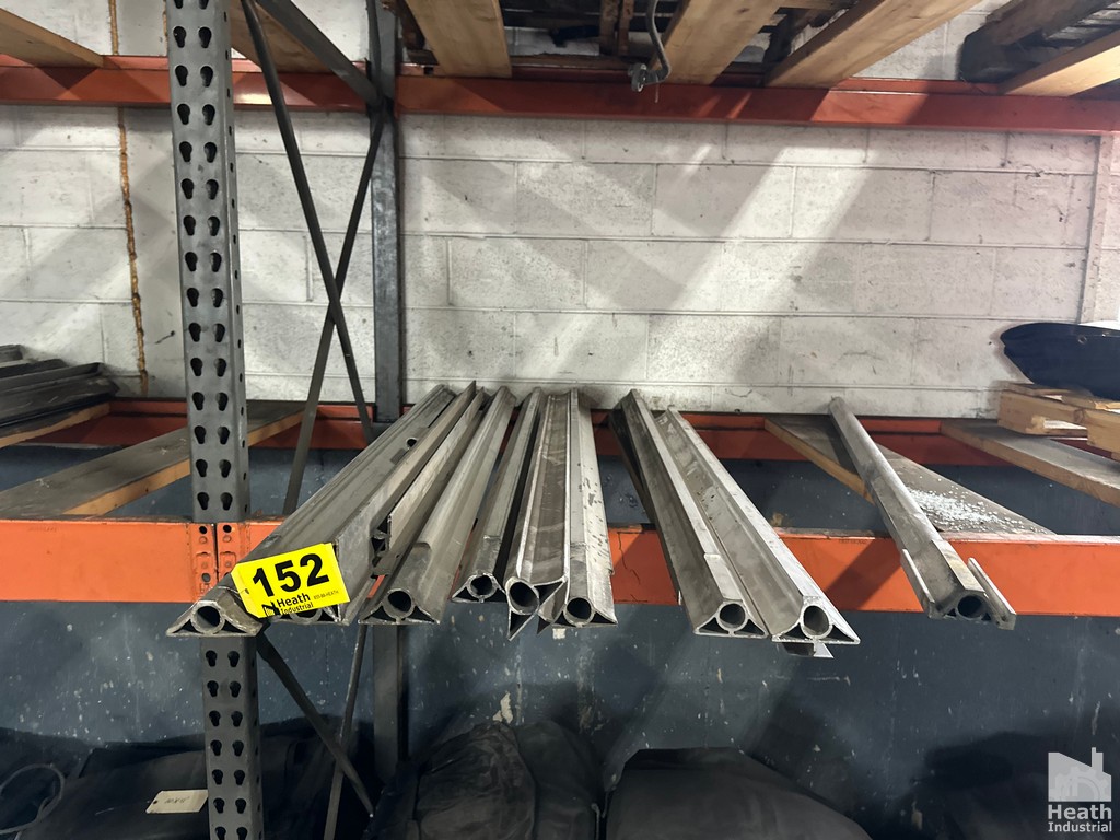 Lot 152