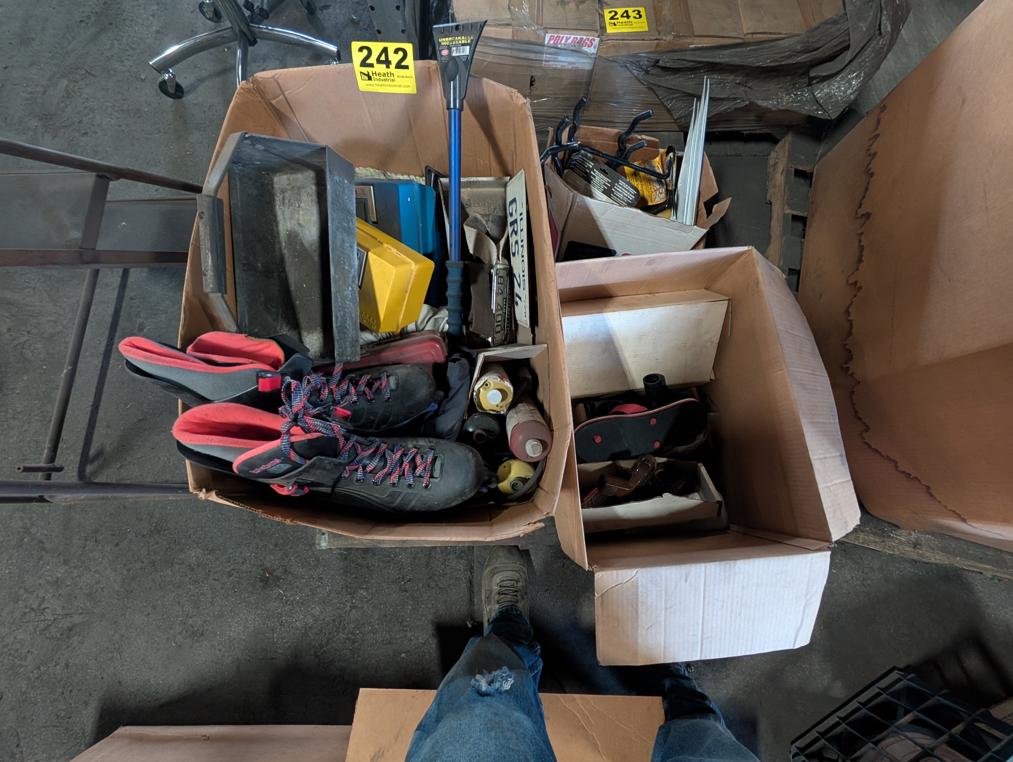Lot 242