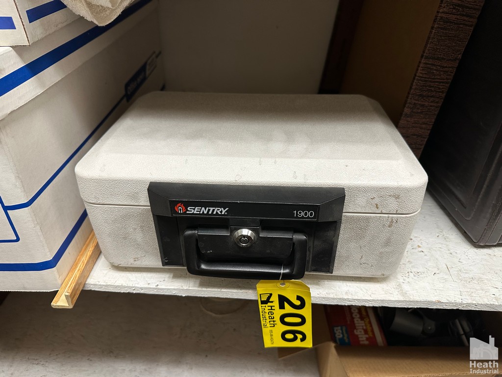 Lot 206
