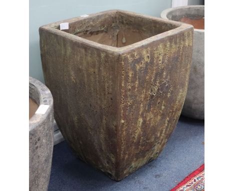 A square 'Atlantis' garden planter