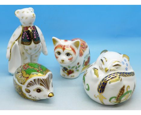 Four Royal Crown Derby paperweights, including Collectors Guild Spice Kitten, three with gold stoppers, all with boxes