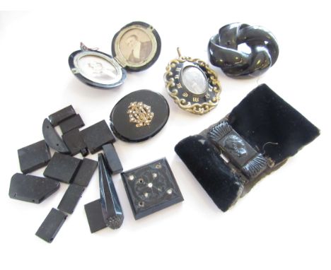 Various Victorian mourning jewellery including memoriam hair panel brooch in gilt and black enamel with engraving to reverse,