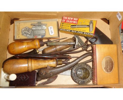 Assorted small tools and razors