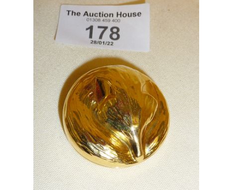 Marina B (Bulgari) 18ct gold pill box in the form of a sleeping fox. Fully signed and dated 1988, approx. 19.5g