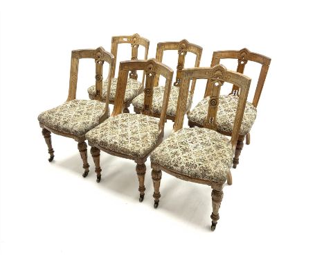 Set six late Victorian oak spoon back dining chairs, tapestry seatsDimensions: Length/Width:&nbsp;49cm&nbsp;