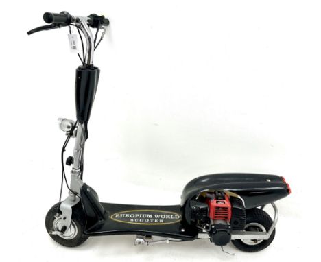Emporium World Scooter, petrol engineDimensions: Length/Width:&nbsp;110cm&nbsp;